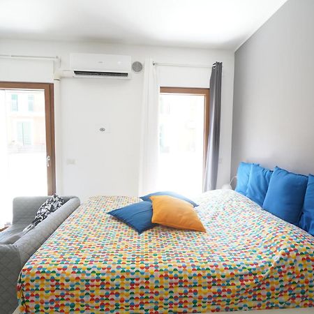 Appartement Central Modern Studio Bari Extérieur photo