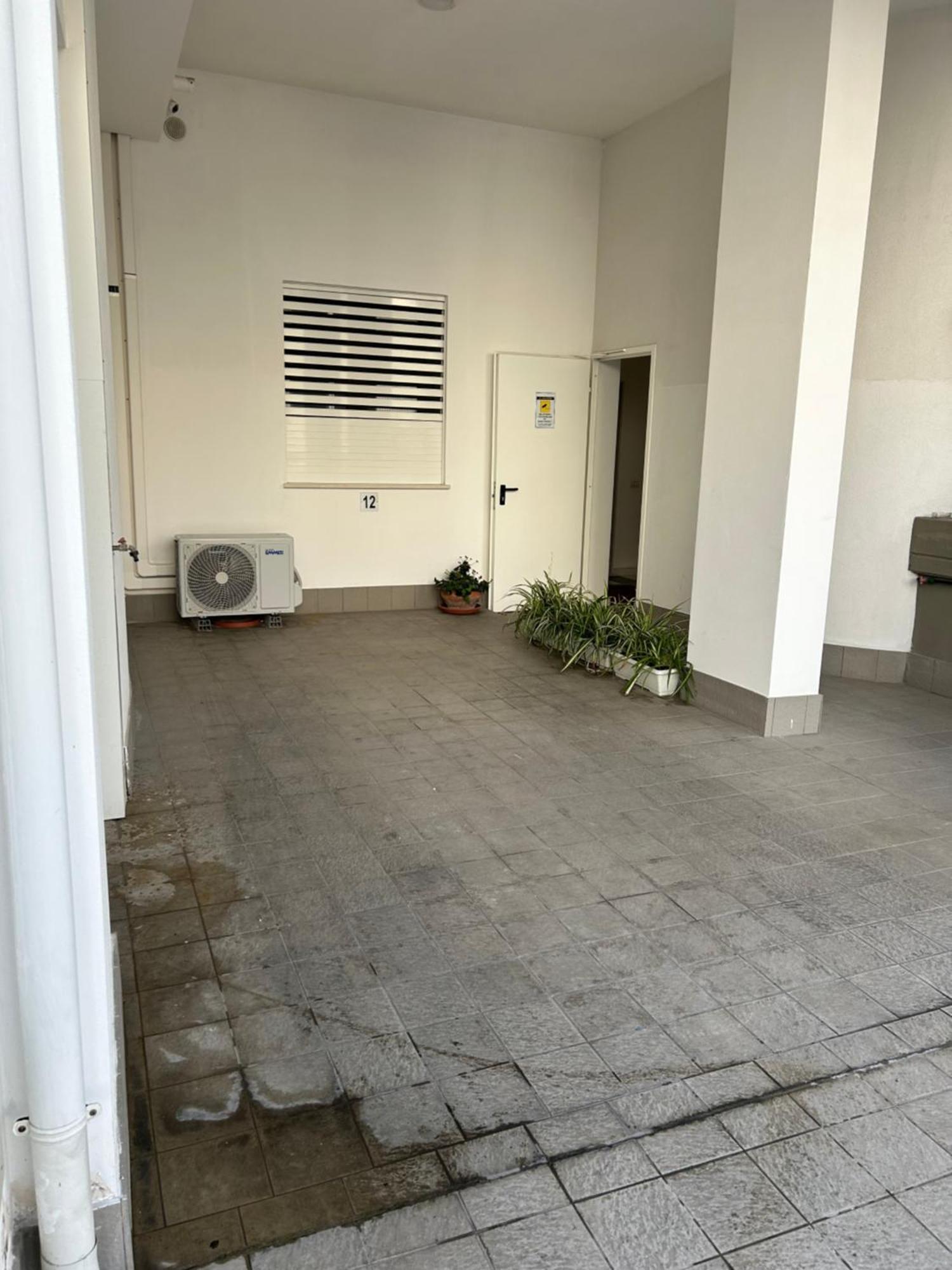 Appartement Central Modern Studio Bari Extérieur photo