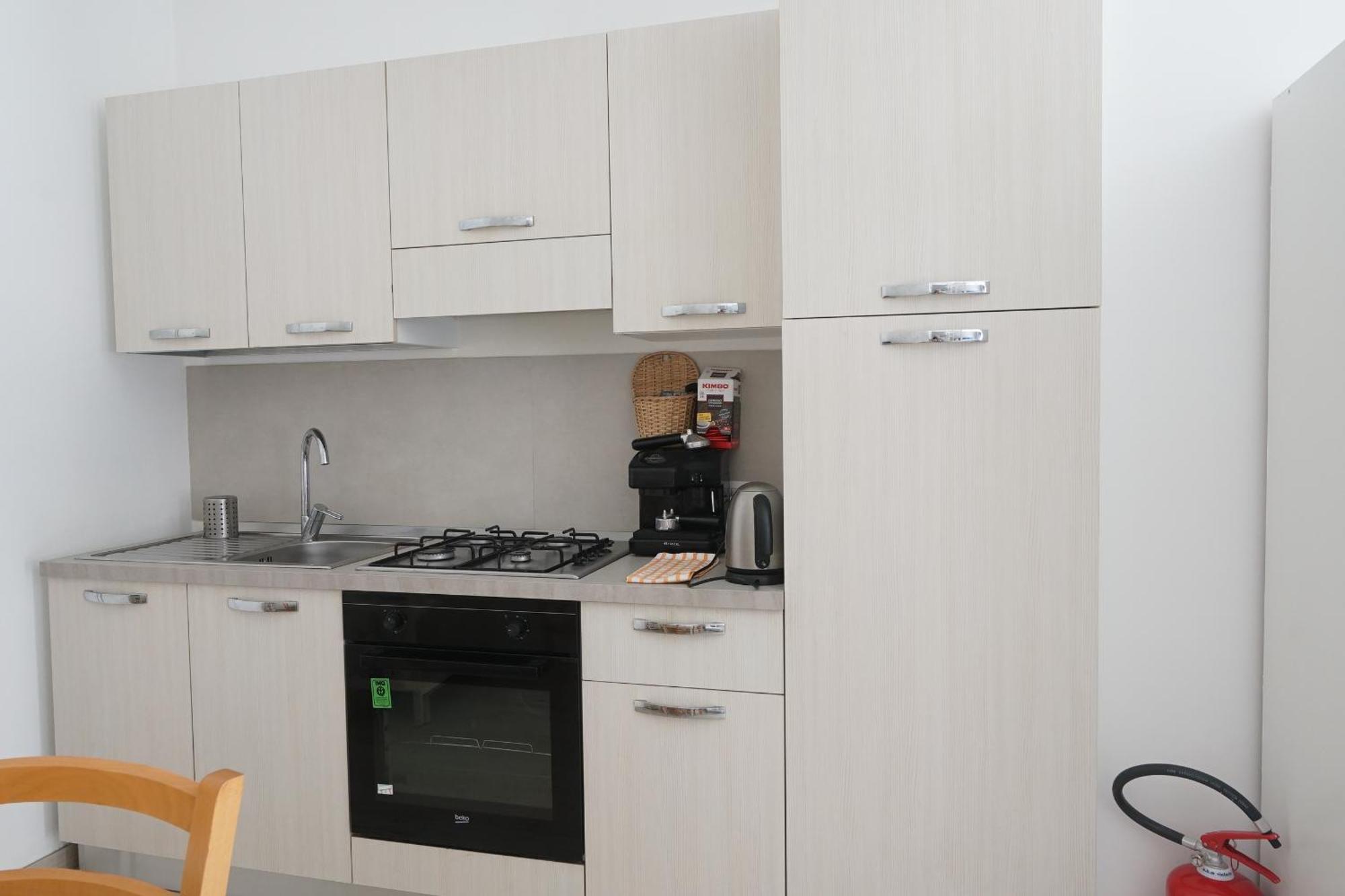 Appartement Central Modern Studio Bari Extérieur photo