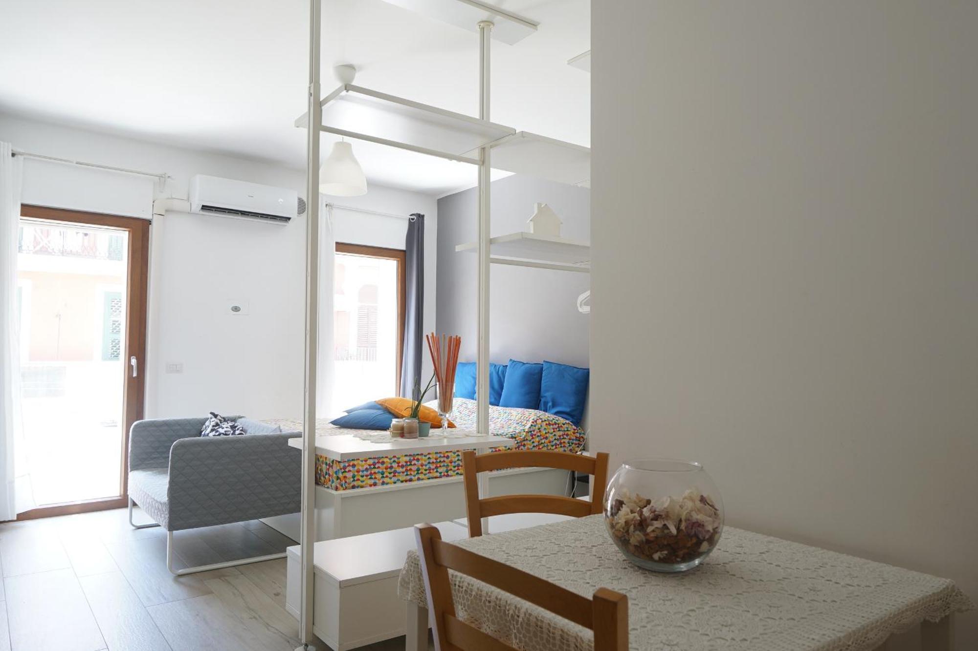 Appartement Central Modern Studio Bari Extérieur photo